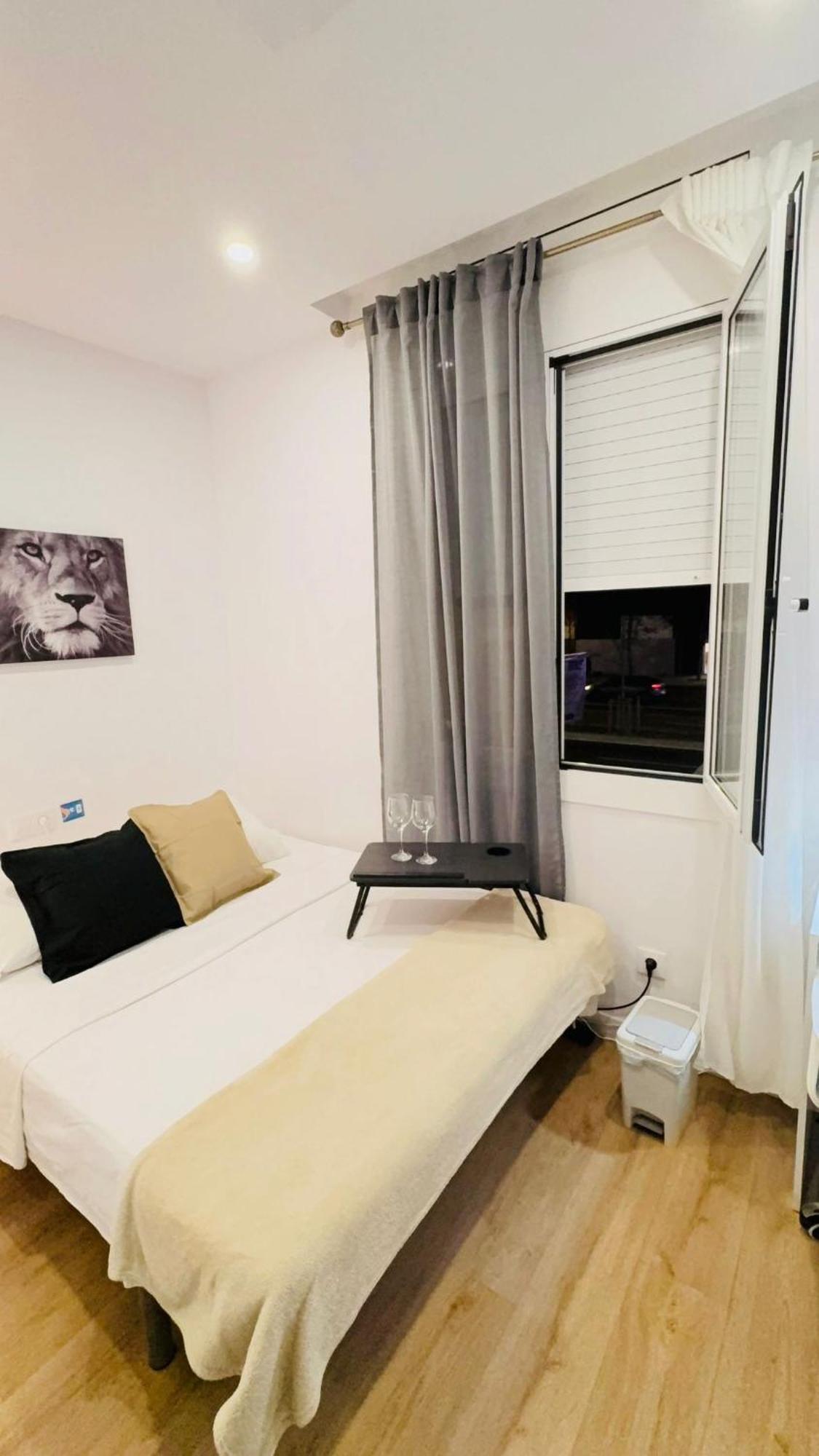 Habitaciones En Barcelona Eksteriør bilde